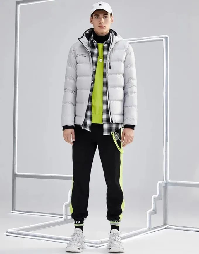 事儿君精选!突然降温还没暖和外套?这波高性价比羽绒服我们给你准备好了休闲区蓝鸢梦想 - Www.slyday.coM 事儿君精选!突然降温还没暖和外套?这波高性价比羽绒服我们给你准备好了休闲区蓝鸢梦想 - Www.slyday.coM