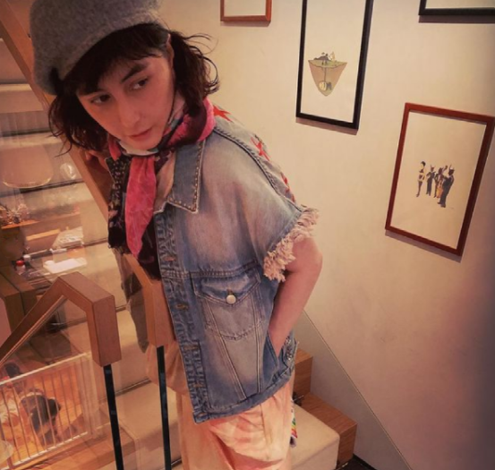 赌王女儿何超仪晒三层豪宅，丈夫也是富豪，结婚18年未生子