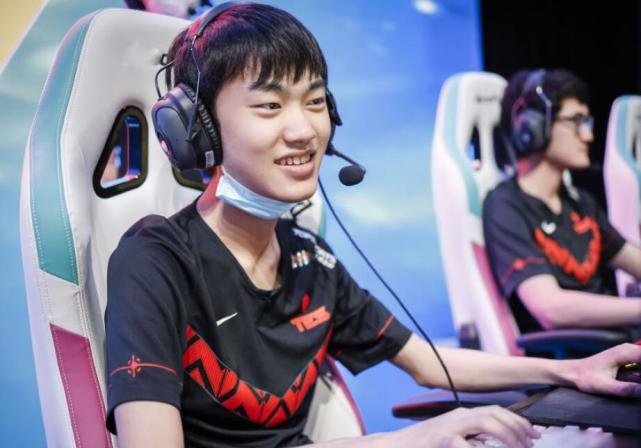 LPL自诩“第一赛区”？<a href=