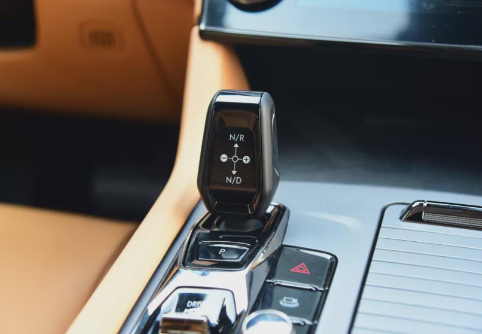 深度解析:领克09真是XC90的换壳车吗?27万起售贵了还是超值?