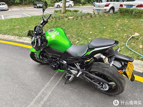 2021款z900配色,21款z900配色 一抹骚绿--2021款川崎z900提车2月纪念