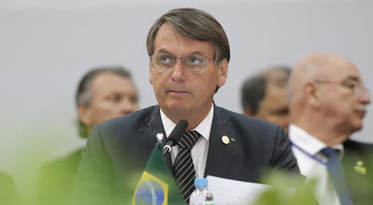 巴西总统称新冠病亡数是“无聊问题”,此前因未打疫苗看球遭拒怒问记者为什么休闲区蓝鸢梦想 - Www.slyday.coM 巴西总统称新冠病亡数是“无聊问题”,此前因未打疫苗看球遭拒怒问记者为什么休闲区蓝鸢梦想 - Www.slyday.coM