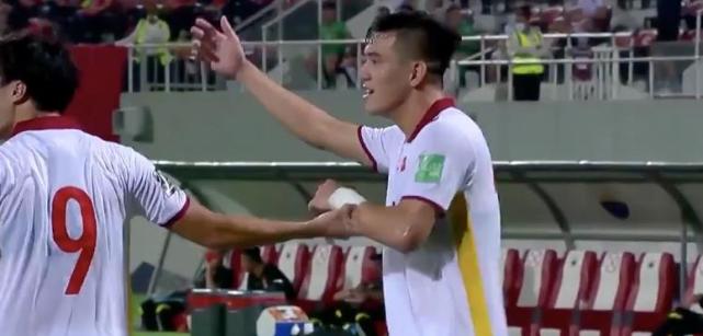 阿曼3-1越南!甩开国足与日本同积6分 国足0-2沙特陷入绝境