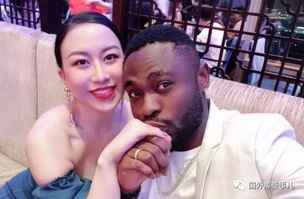 加纳男子交往越南女孩,网上秀恩爱