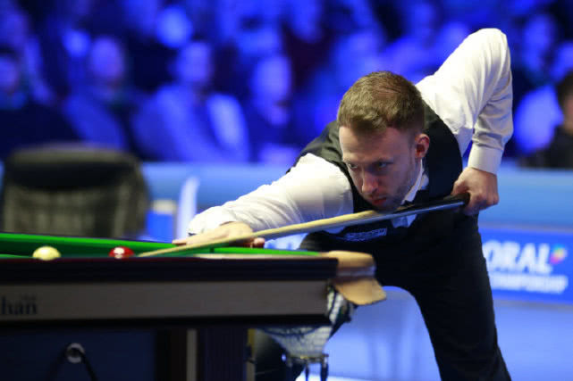 世界第一4-3冲击4连冠，特鲁姆普最强对手出局，奥沙利文3-4惜败