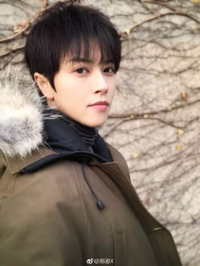 邢恩被网友dream反串古装男主的女艺人真的帅到怀疑性别错误