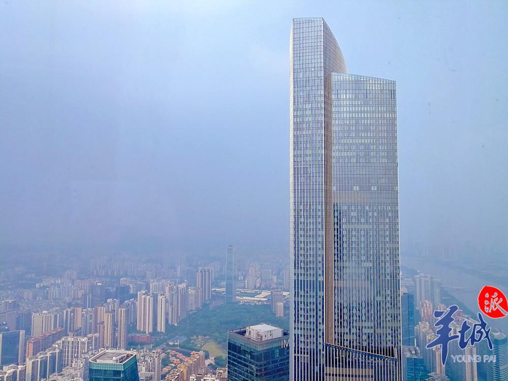 广州又一地标式高楼封顶,320米!|广州市_新浪新闻