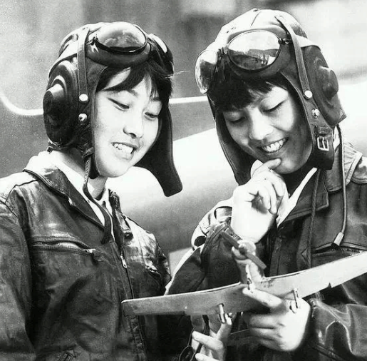 好飒!中国空间站首位女航天员,竟然这么“大有来头”!休闲区蓝鸢梦想 - Www.slyday.coM 好飒!中国空间站首位女航天员,竟然这么“大有来头”!休闲区蓝鸢梦想 - Www.slyday.coM