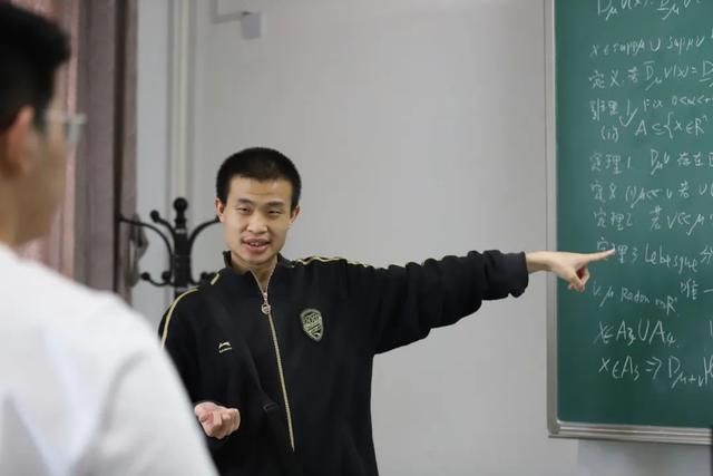 北京大学数学科学学院助理教授韦东奕获2021达摩院青橙奖
