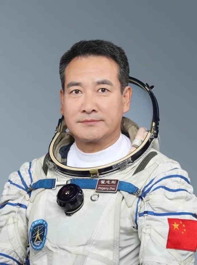 神舟十三号!中国航天员再赴空间站休闲区蓝鸢梦想 - Www.slyday.coM 神舟十三号!中国航天员再赴空间站休闲区蓝鸢梦想 - Www.slyday.coM