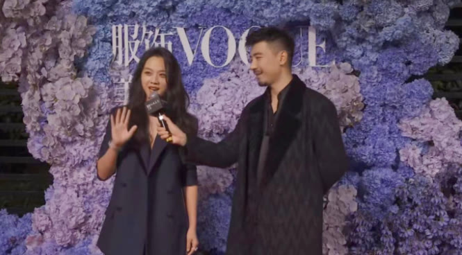 汤唯红毯造型太撩，自曝要在国内安家开启新篇章，不谈<a href=