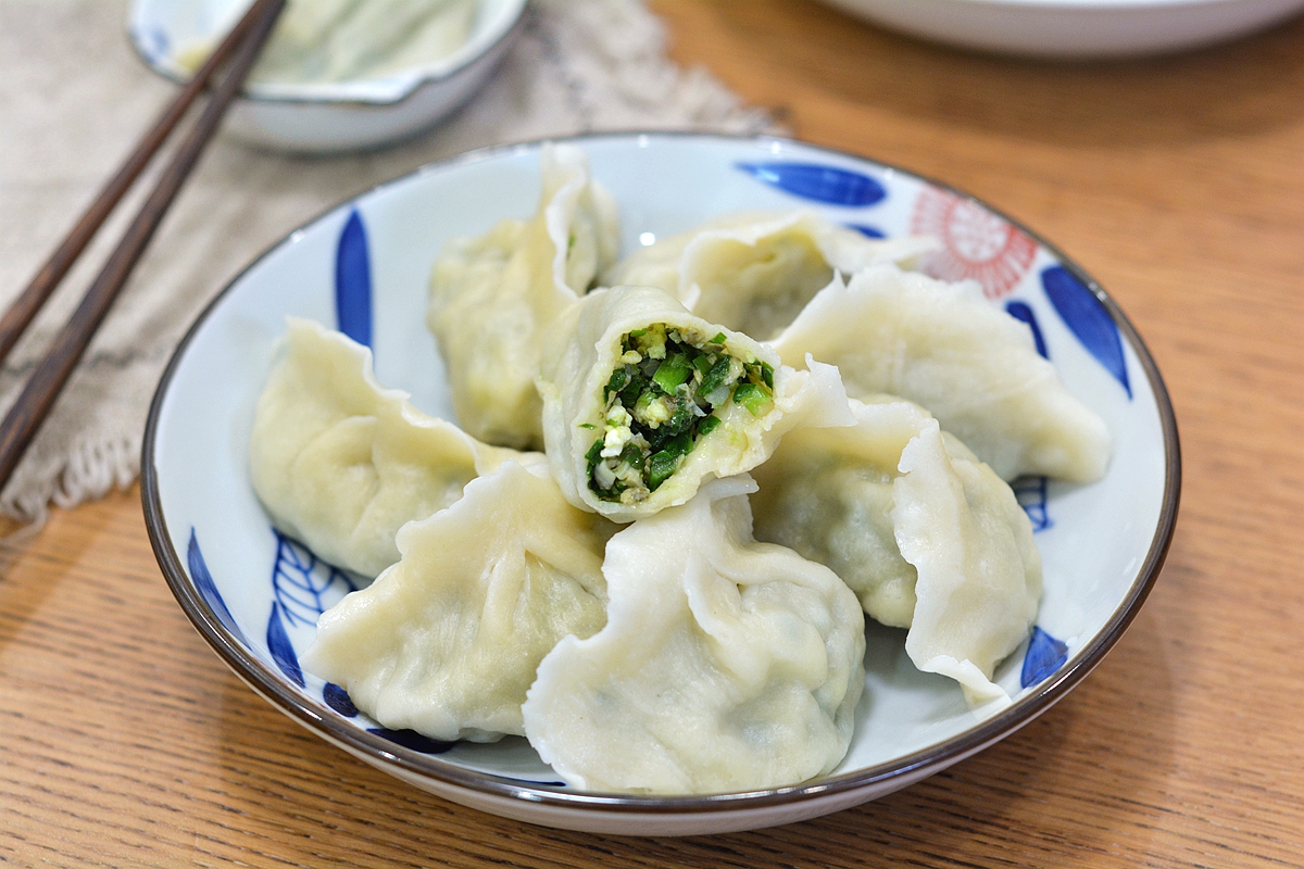 猪肉韭菜饺子吃腻了，换这2料钙锌含量高，清香鲜嫩老少都爱吃