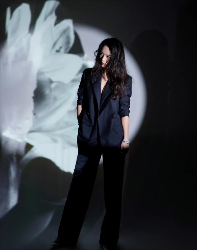 汤唯一家三口<a href=