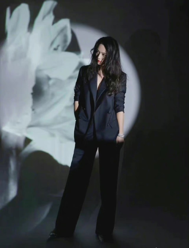 汤唯一家三口<a href=