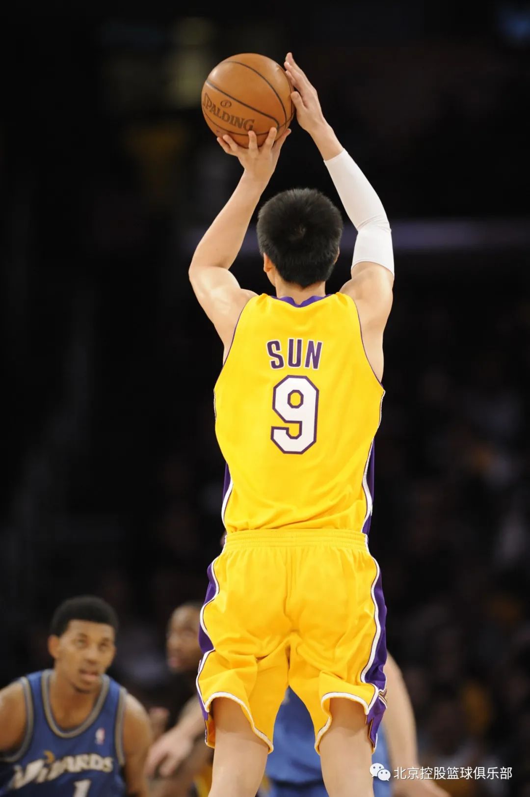 征战21年篮球运动员孙悦退役曾在nba与cba联赛均夺冠