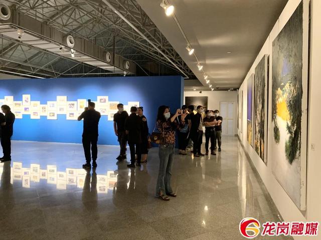 一场时空交错的视觉盛宴!“徐志广:昼与夜”在深圳关山月美术馆开幕休闲区蓝鸢梦想 - Www.slyday.coM 一场时空交错的视觉盛宴!“徐志广:昼与夜”在深圳关山月美术馆开幕休闲区蓝鸢梦想 - Www.slyday.coM