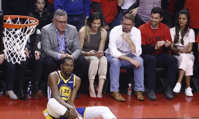 ����������,NBA�����б�,����ɾ�£����,�ٴγ���ܹھ�