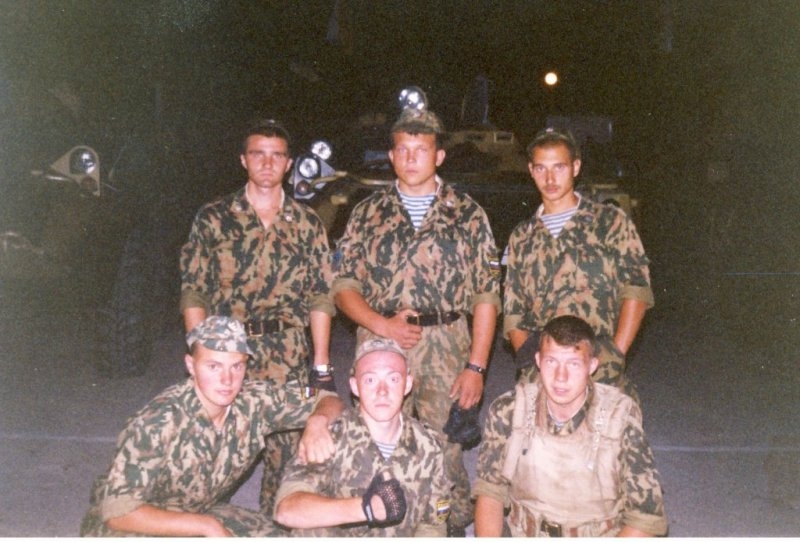 天降神兵  <a href=