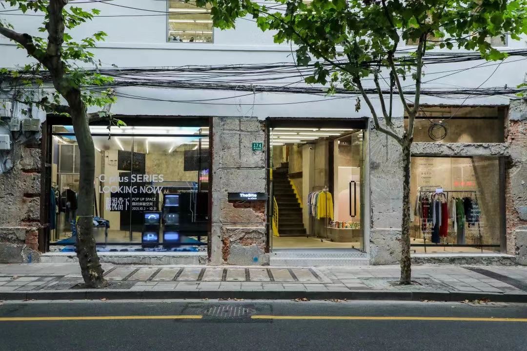 looknow上海街边店 图片来源:looknow