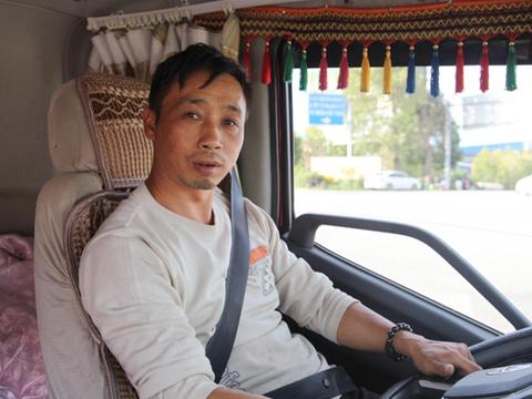 云贵川一年跑上12万公里 国六解放J6F轻卡靠谱吗 | 卡车之友网