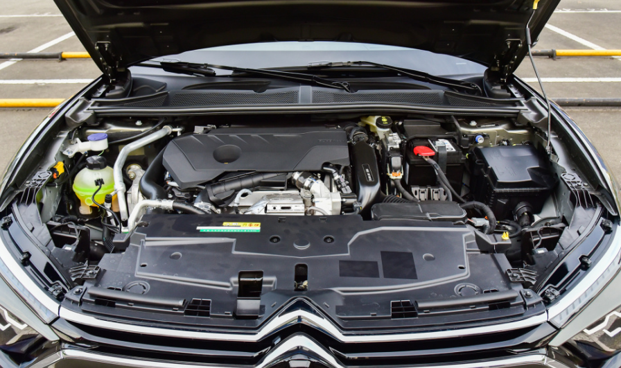 法系B级车同门对比:雪铁龙凡尔赛C5 X和标致508L谁更好?