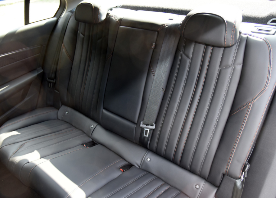 法系B级车同门对比:雪铁龙凡尔赛C5 X和标致508L谁更好?