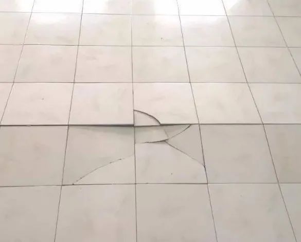 地砖起鼓修复方法是什么