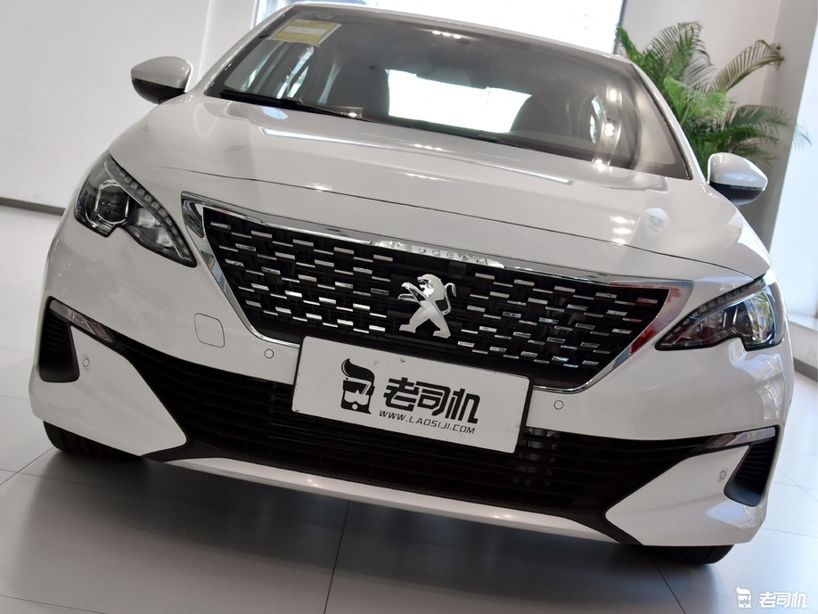 12万元左右你选谁? 凌渡 VS 标致408