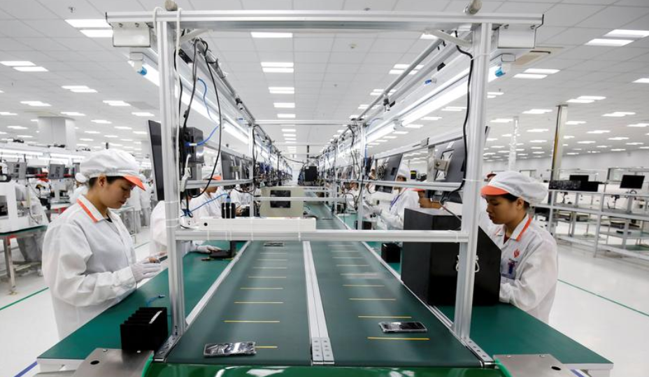 制造业向中国回流，又有人看不过去了，越南怕被抛弃开始复工？