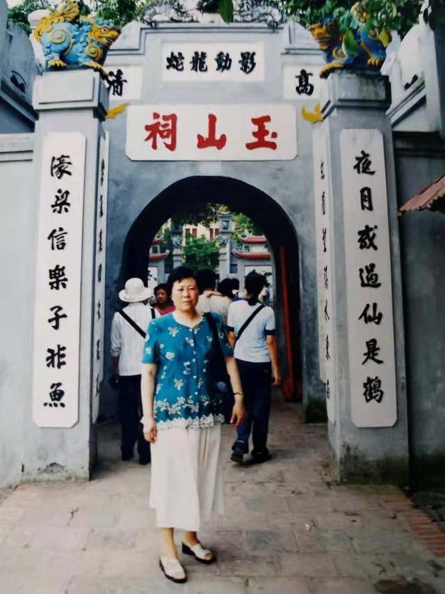 越南散记:古木参天的越南首都河内市