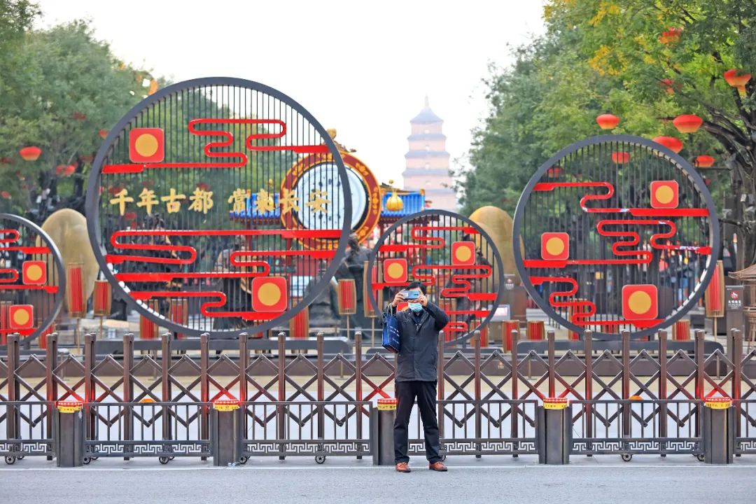 1名小学生感染!一家面馆3个月两次遇上确诊游客!上海夫妻回应争议,网友提出两点疑问休闲区蓝鸢梦想 - Www.slyday.coM 1名小学生感染!一家面馆3个月两次遇上确诊游客!上海夫妻回应争议,网友提出两点疑问休闲区蓝鸢梦想 - Www.slyday.coM