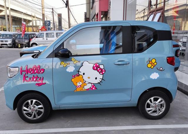 95后女生提车宏光miniev,5分钱一公里,一年省下了近万块,划算