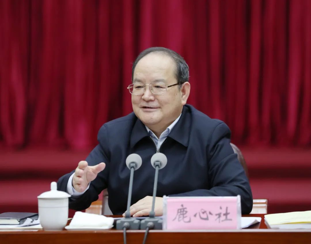 正文   2017年4月,刘宁赴青海工作,任省委副书记,8月兼任政法委书记.