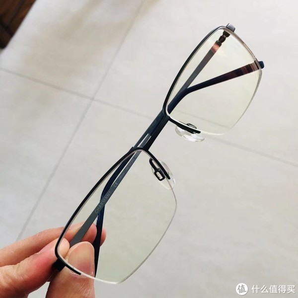 新乐学适合什么样的眼镜,新乐学适合什么样的眼镜框