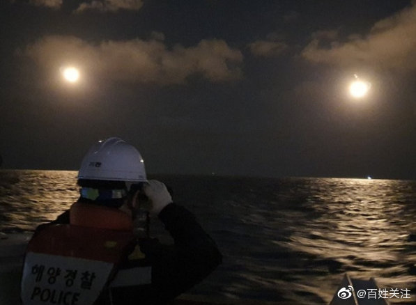 中国渔船在<a href=