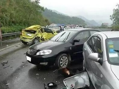 车险买这4种就行，多买可能开到报废都用不上！