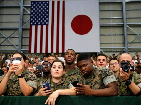 局势升级！10月21日，美军当街殴打<a href=