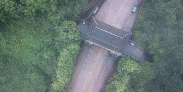 四川赏红叶好去处,拥有不输<a href=