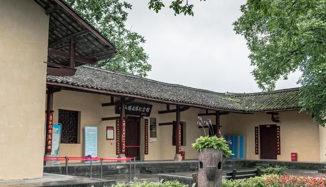 四川赏红叶好去处,拥有不输<a href=