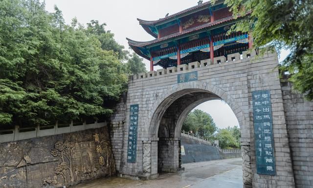 四川赏红叶好去处,拥有不输<a href=