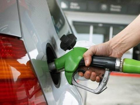 加了不合格的汽油对发动机有什么伤害？特别便宜的油能加吗？