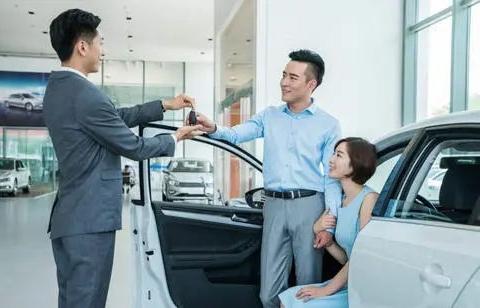 买车的时候，4s店的销售人员最怕这3种形式砍价，少赚不少钱！