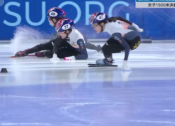 央视解说看懵了，世界杯<a href=