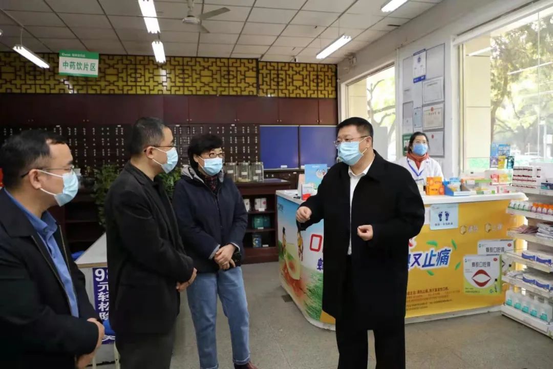 王灏“四不两直”检查疫情防控工作时强调:压实“四方责任”落实“四早”要求 坚决巩固来之不易的疫情防控成果休闲区蓝鸢梦想 - Www.slyday.coM 王灏“四不两直”检查疫情防控工作时强调:压实“四方责任”落实“四早”要求 坚决巩固来之不易的疫情防控成果休闲区蓝鸢梦想 - Www.slyday.coM