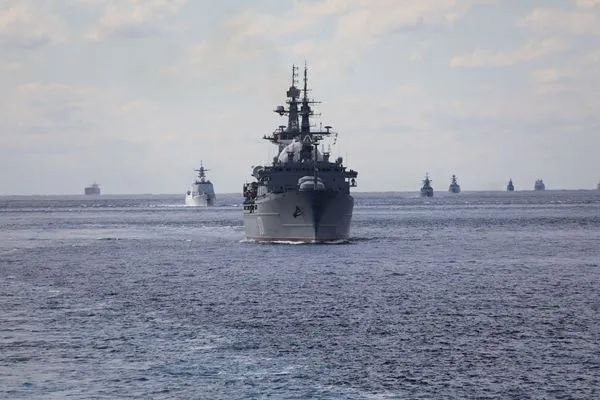 中俄海军首次海上联合巡航结束,有效提升了联合行动能力!休闲区蓝鸢梦想 - Www.slyday.coM 中俄海军首次海上联合巡航结束,有效提升了联合行动能力!休闲区蓝鸢梦想 - Www.slyday.coM