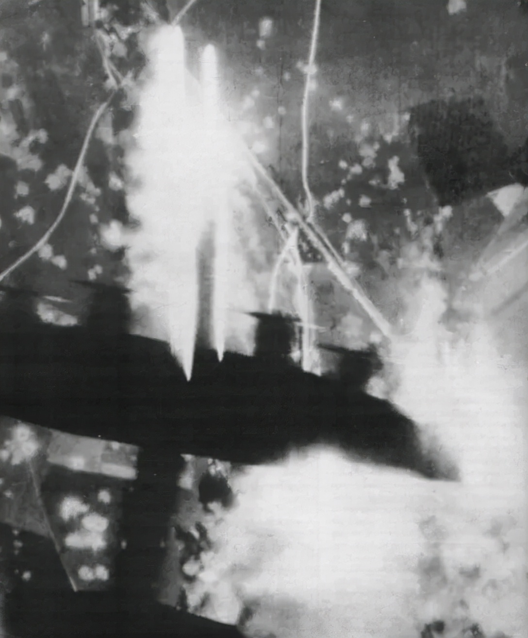 战争史上堪称“奇观”的千机大轰炸，盟军为何用于<a href=