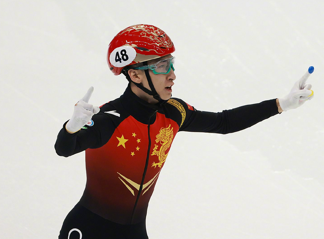 捧腹！武大靖与匈牙利一哥刘少林相互加油，都用中文喊话：干<a href=