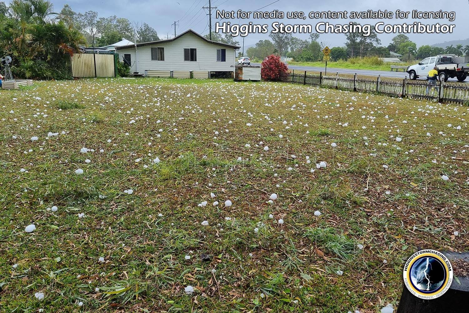 澳大利亚降下16厘米巨型冰雹，街道堆成冰山！拉尼娜已在发疯？