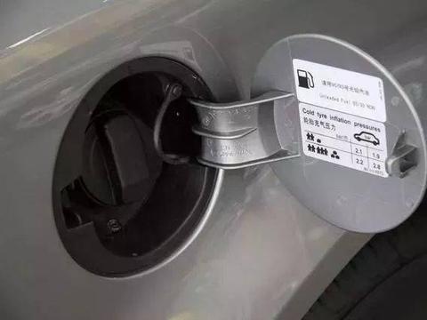 【注意】车内“异味”？可能是爱车在“求救”