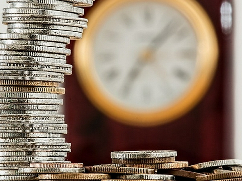 特斯拉/宁德时代杀入新能源车险领域